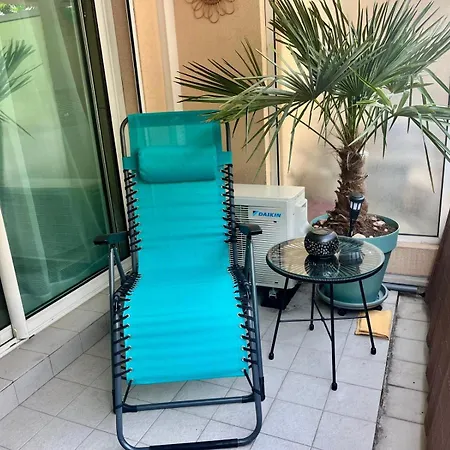 Joli T2 Piscine Sur Le Toit Apartment Antibes